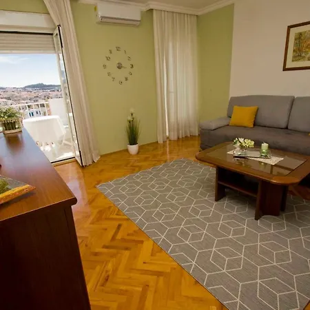 Apartment Galic